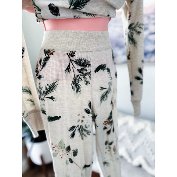 Amongst the Evergreen Trees dreamy soft waffle thermal 2pc jogger pajama set - Picture 4 of 5